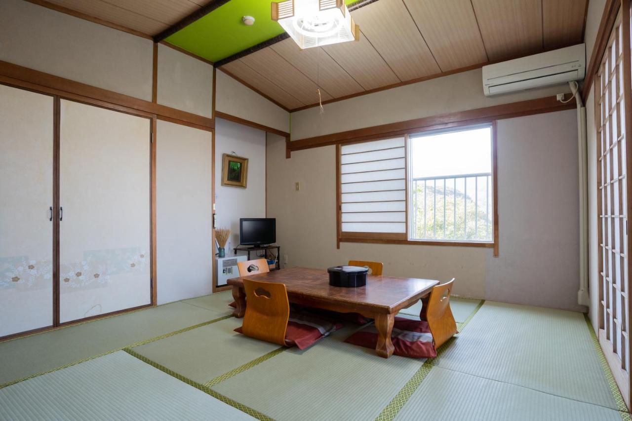 Hotel Yakushima Sanso Екстериор снимка